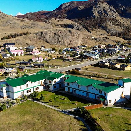Hostel Pioneros Del Valle El Chalten Exterior photo