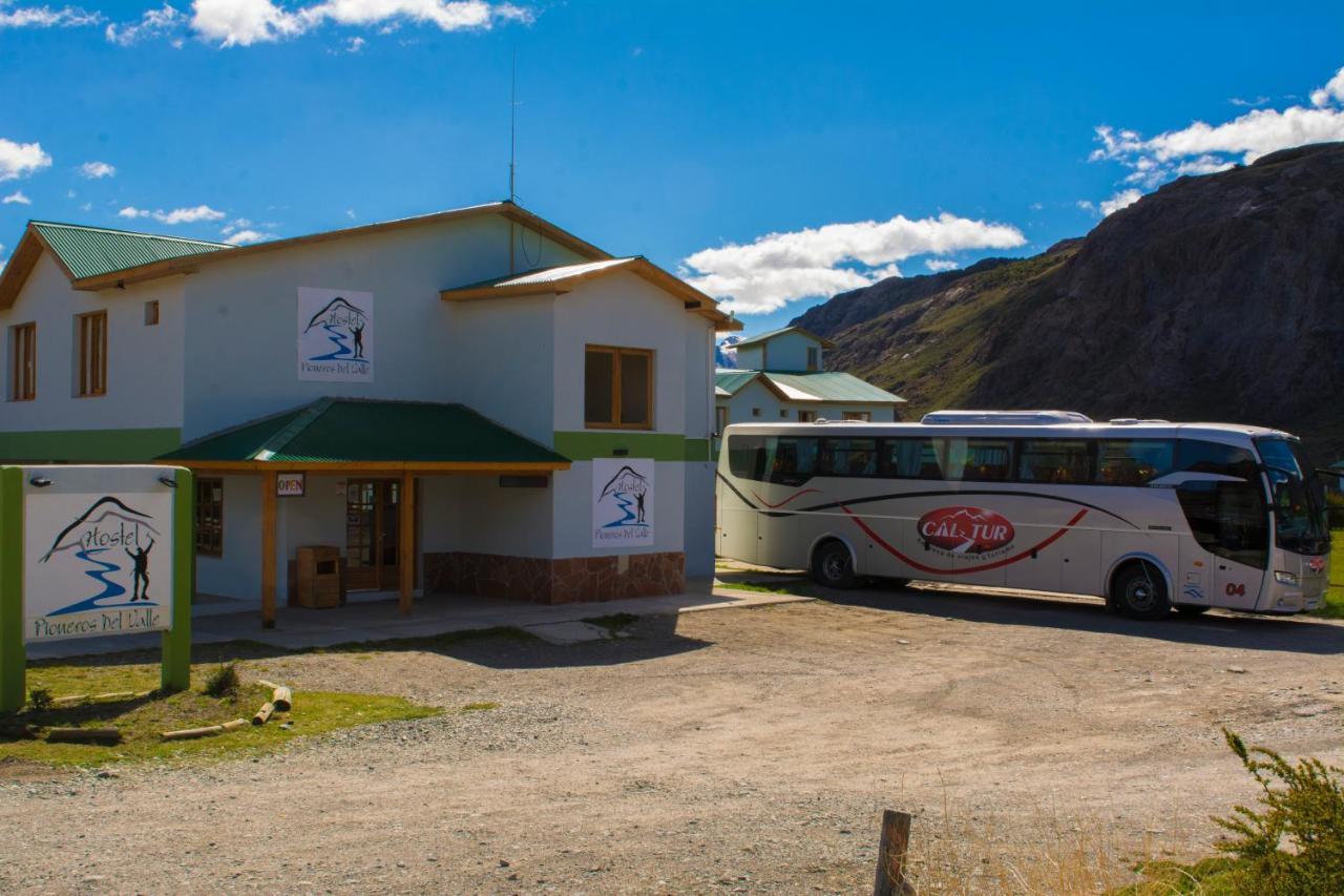 Hostel Pioneros Del Valle El Chalten Exterior photo